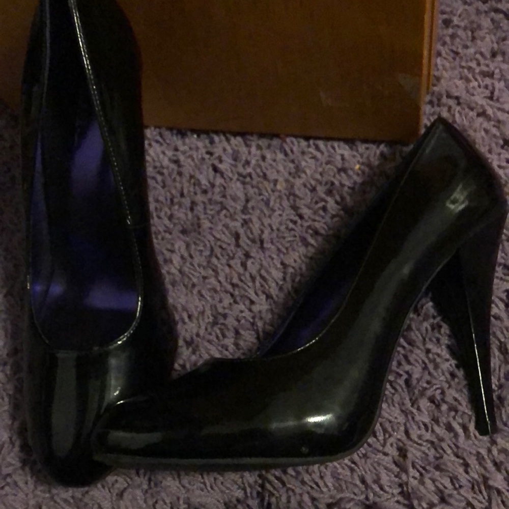 Black heels 5 inches